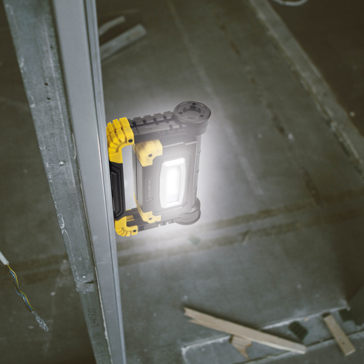 Nabíjecí LED reflektor PHENOM 18648B 2x10W