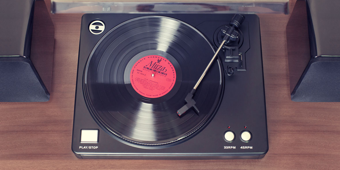 Gramofon KRUGER & MATZ TT-501
