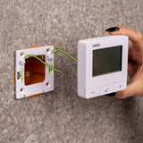 Smart termostat ENGO E25-230W ZigBee
