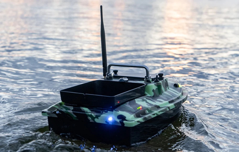 Návnadový člun FLYTEC V050 Camo Green