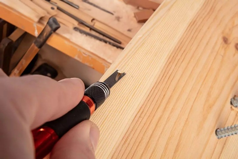Sada přesných nožů NEO TOOLS  63-023 14ks