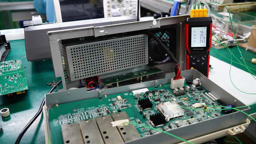 Teploměr UNI-T UT325F