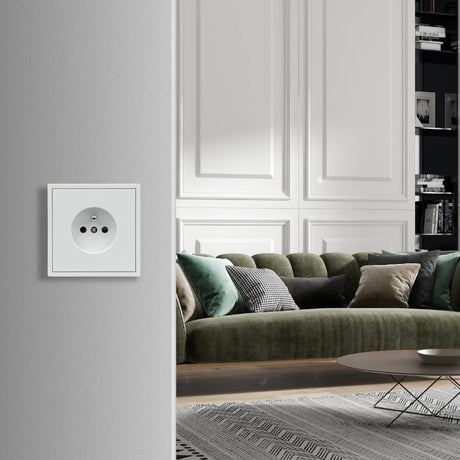Zásuvka DPM MOXY MOX1011W bílá